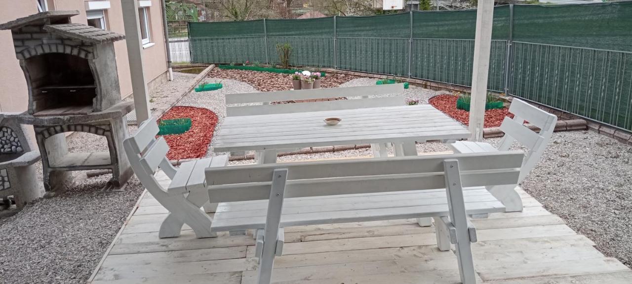 Apartmani Unski Biser Cazin Luaran gambar